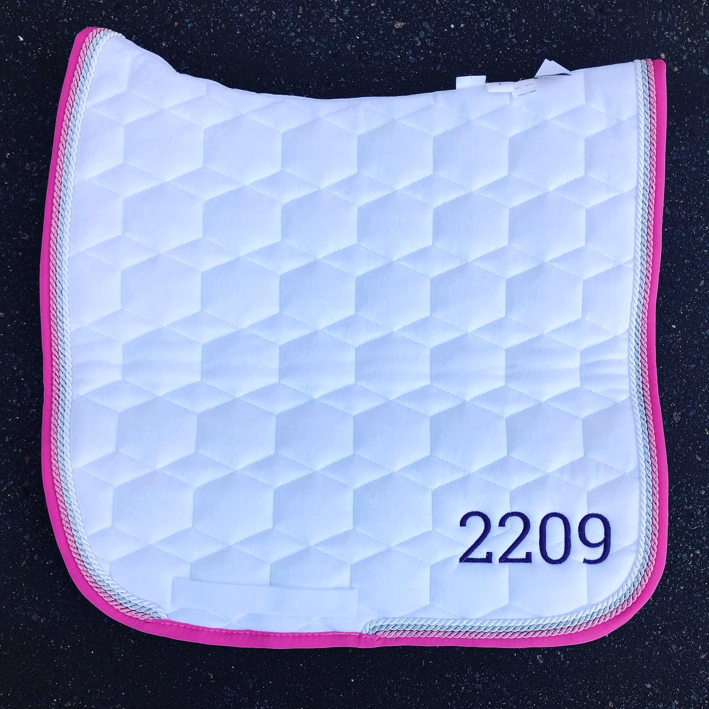 [E.A.MATTES] Customised competition attire!