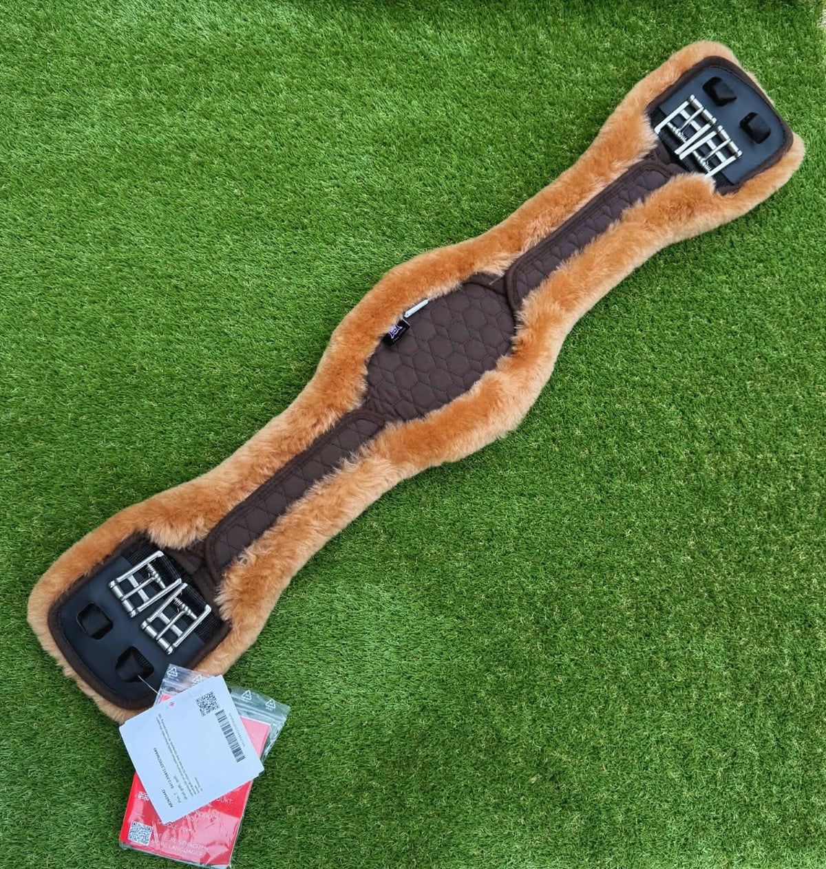 E.A. Mattes Quilt Girth & Detachable Sheepskin Cover | Anatomic 80cm